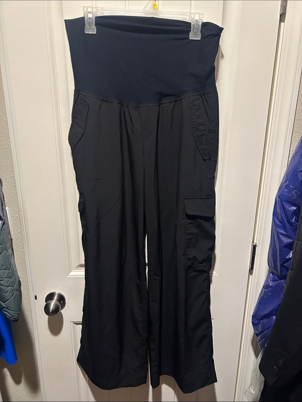 Old Navy Black Wide-Leg Maternity Utility Pants